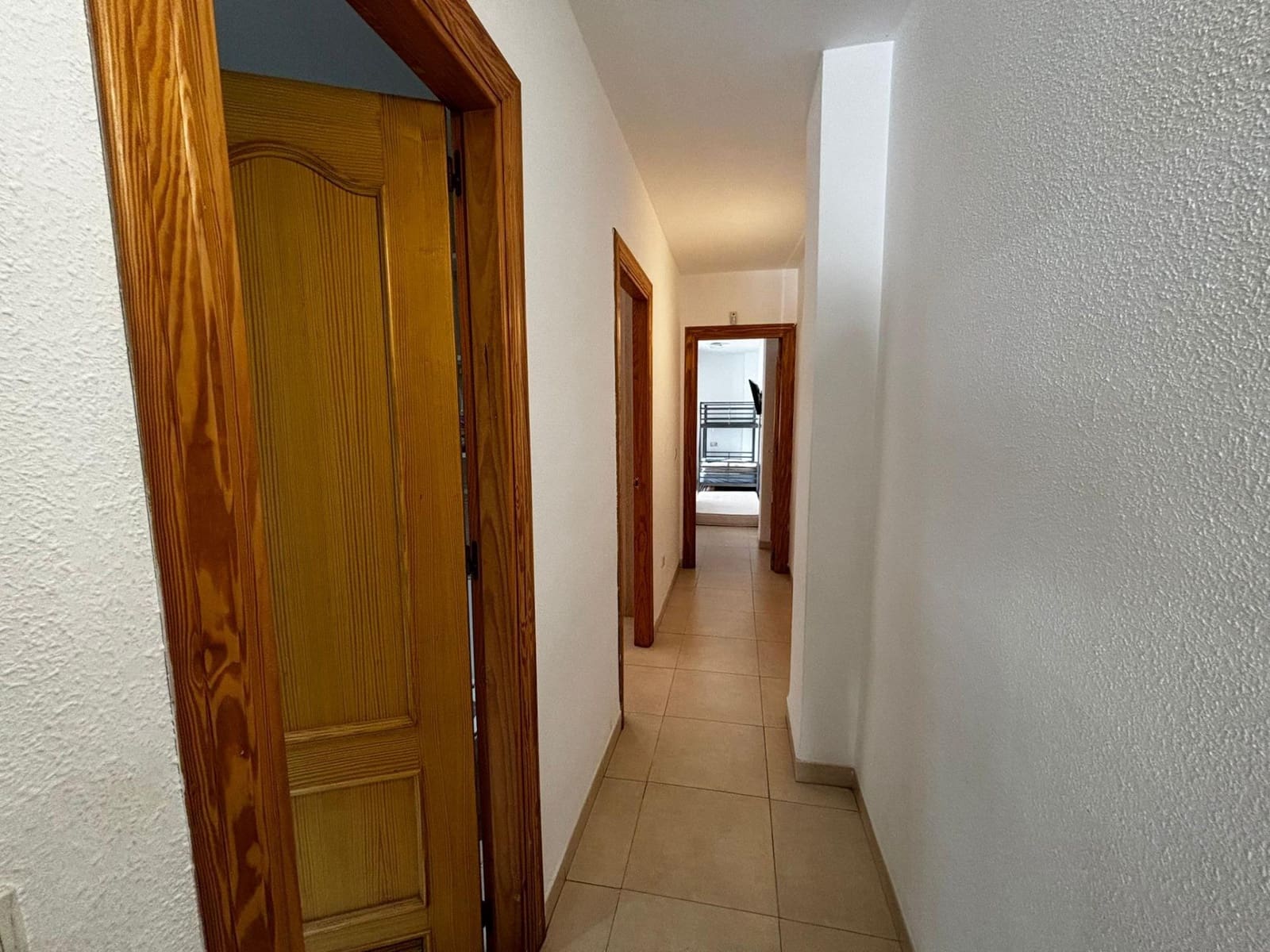 2 bedroom Flat for sale in Roquetas de Mar with garage - € 119,900 (Ref: 9458645)