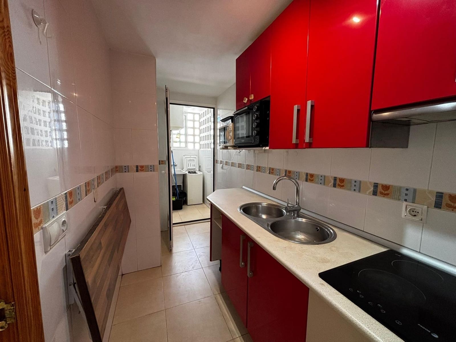 2 bedroom Flat for sale in Roquetas de Mar with garage - € 119,900 (Ref: 9458645)