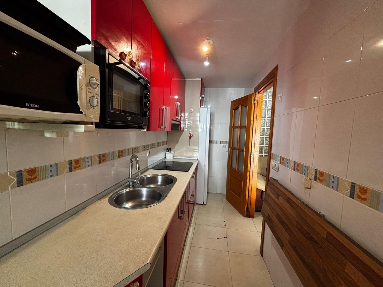 2 bedroom Flat for sale in Roquetas de Mar with garage - € 119,900 (Ref: 9458645)