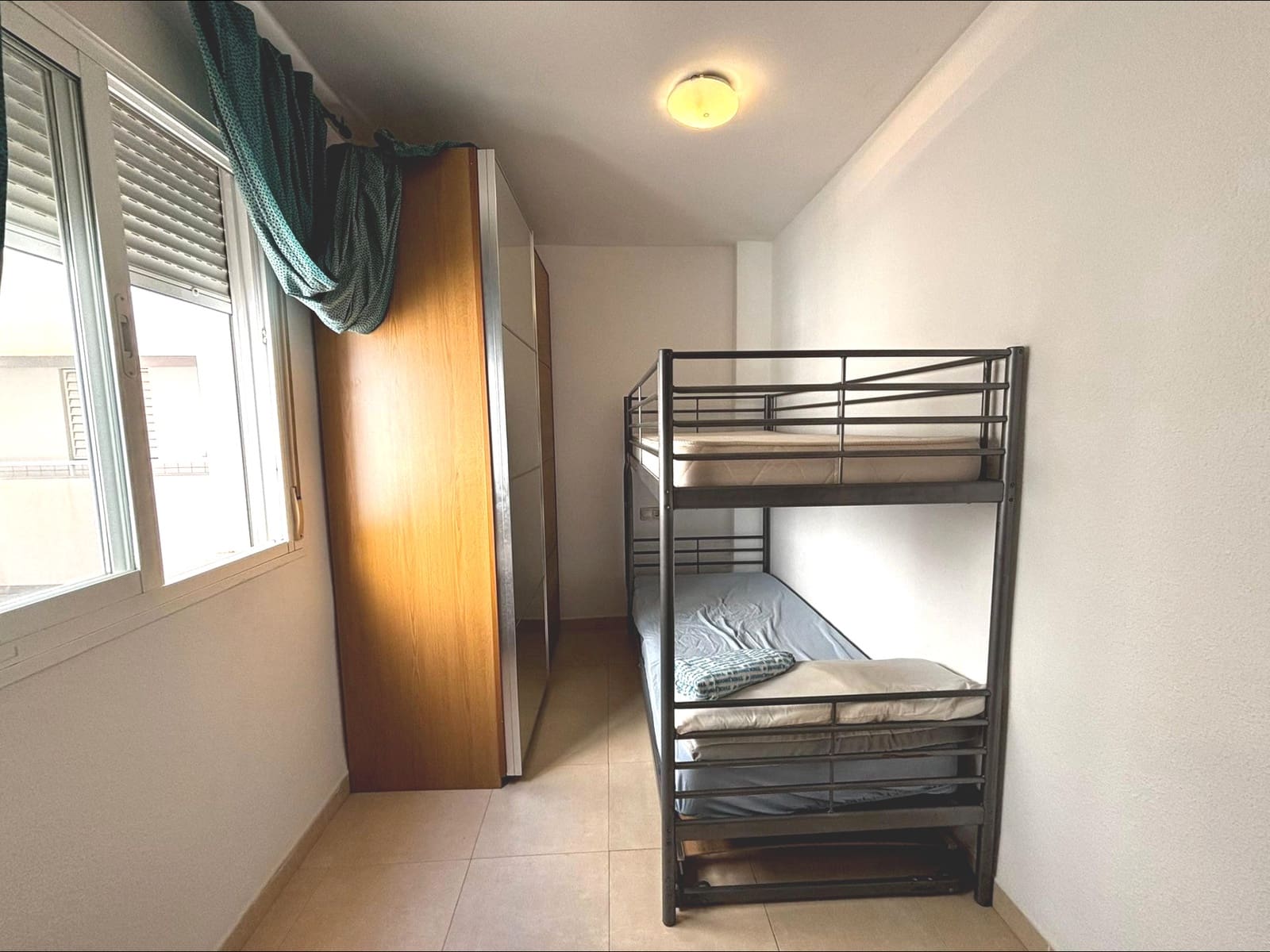 2 bedroom Flat for sale in Roquetas de Mar with garage - € 119,900 (Ref: 9458645)