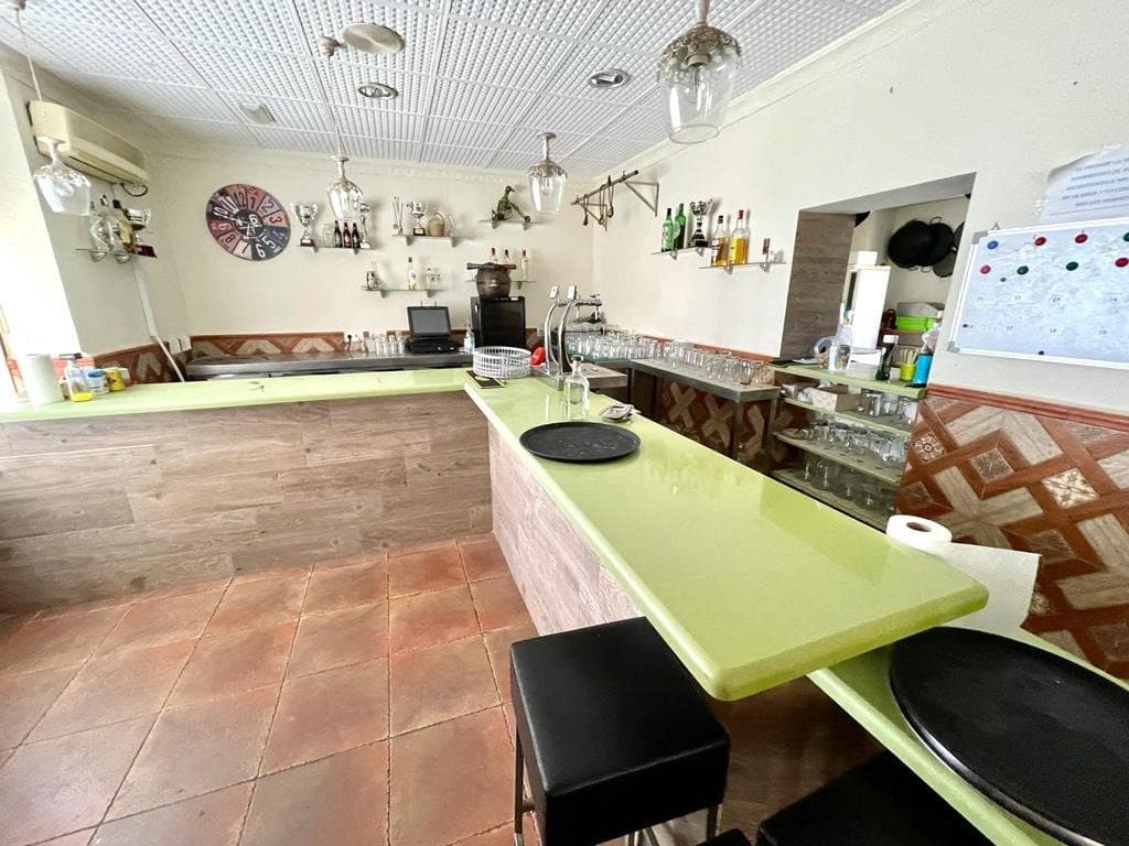 Kommersiell til salgs i Roquetas de Mar - € 115 324 (Ref: 9458649)