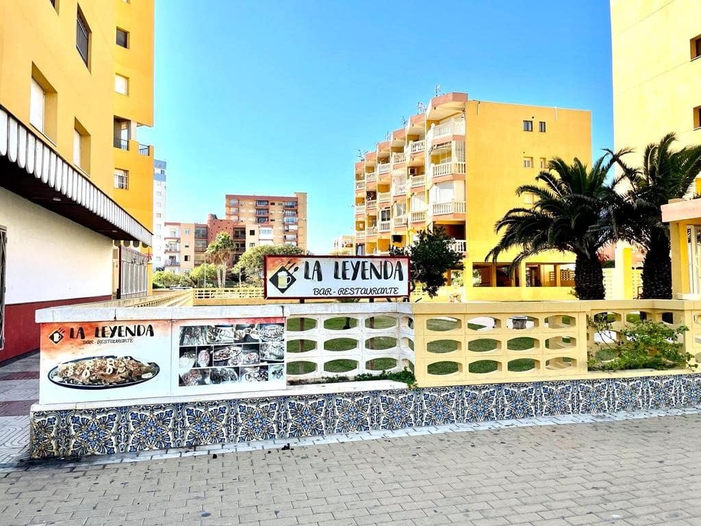 Kommersiell til salgs i Roquetas de Mar - € 115 324 (Ref: 9458649)