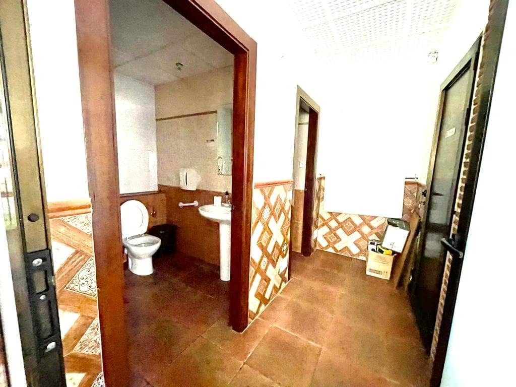 Kommersiell til salgs i Roquetas de Mar - € 115 324 (Ref: 9458649)