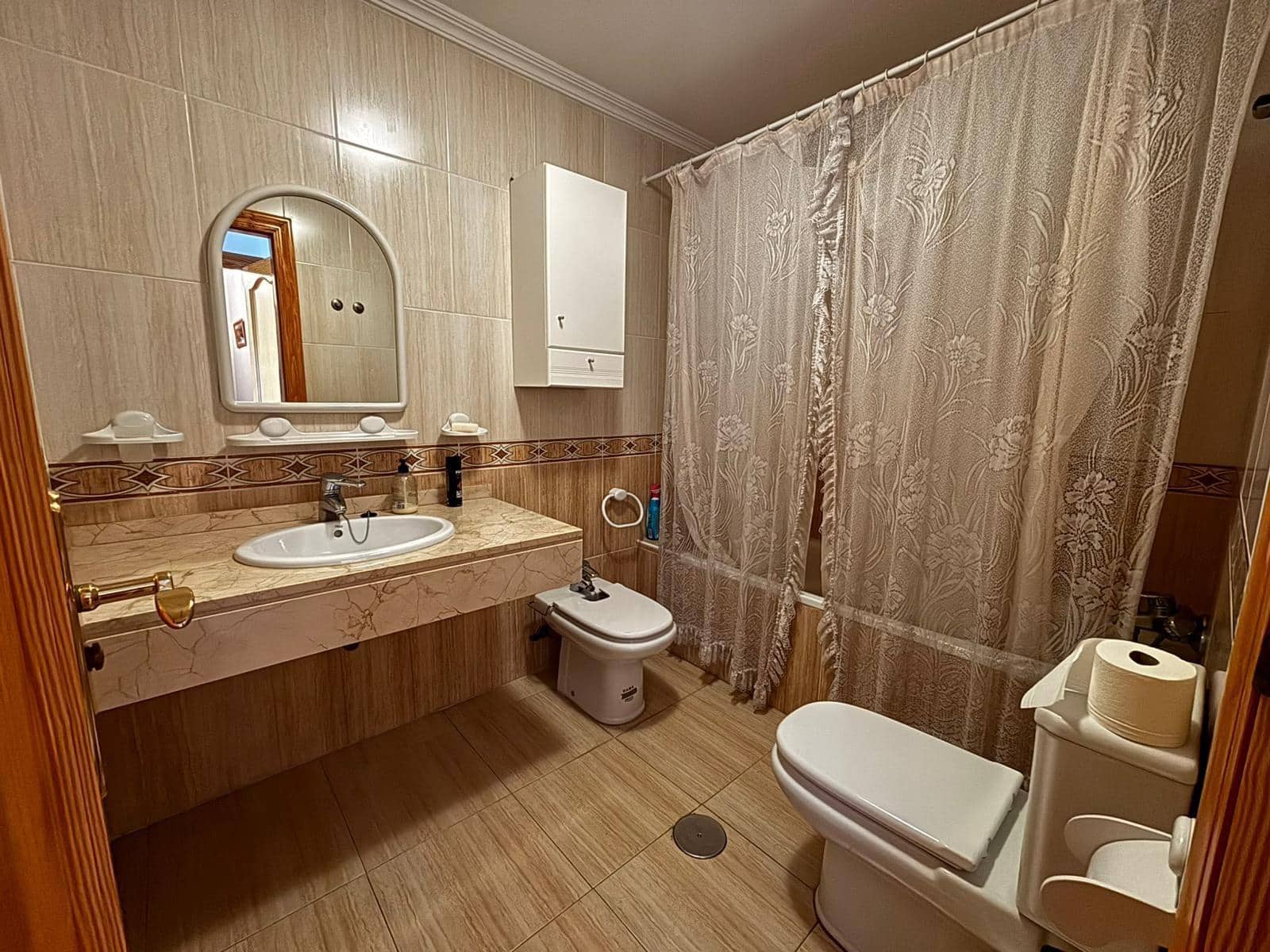 2 makuuhuone Asunto myytävänä paikassa Roquetas de Mar mukana uima-altaan - 169 000 € (Ref: 9458651)