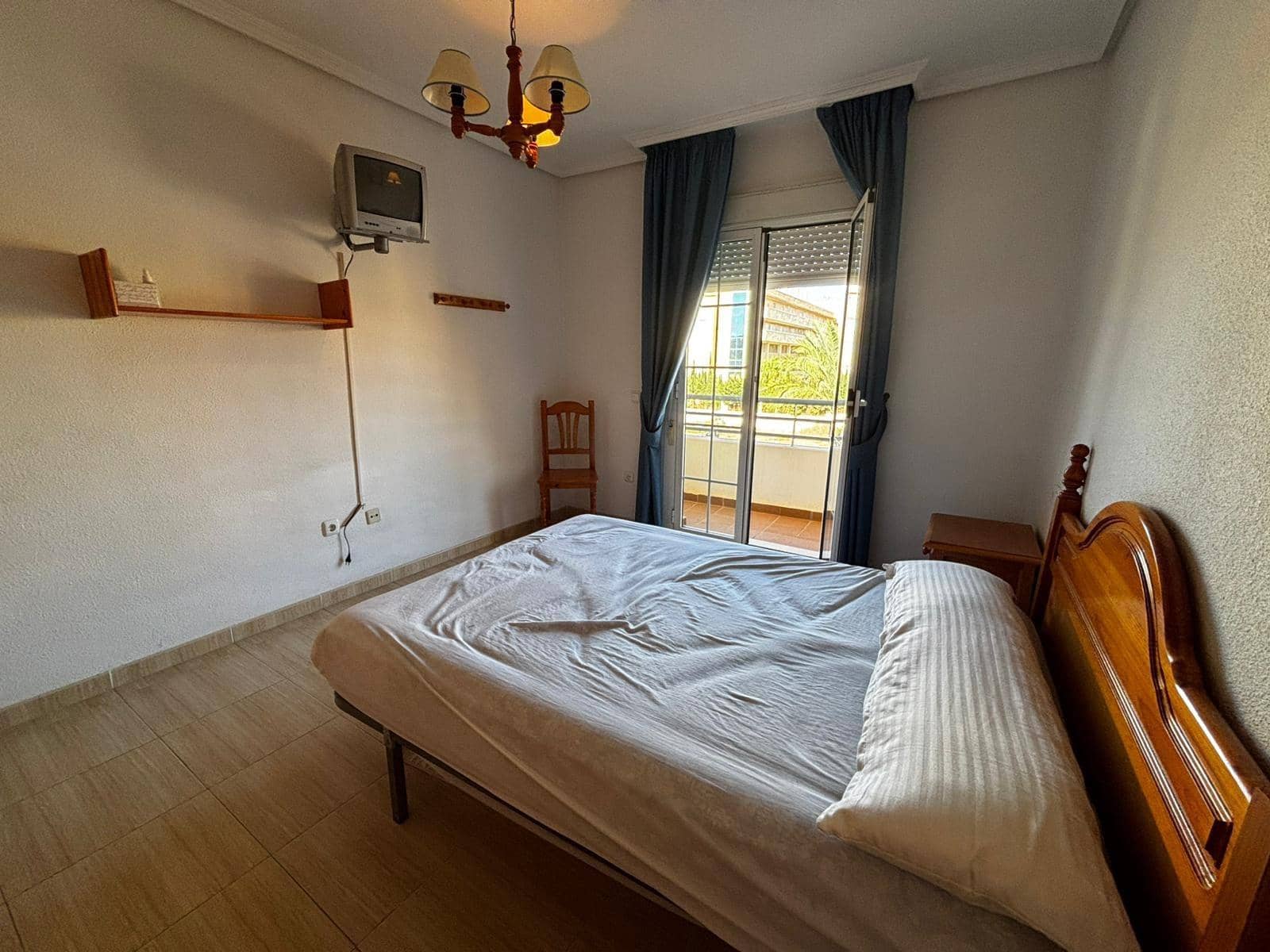 2 makuuhuone Asunto myytävänä paikassa Roquetas de Mar mukana uima-altaan - 169 000 € (Ref: 9458651)