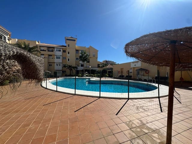 2 makuuhuone Asunto myytävänä paikassa Roquetas de Mar mukana uima-altaan - 169 000 € (Ref: 9458651)