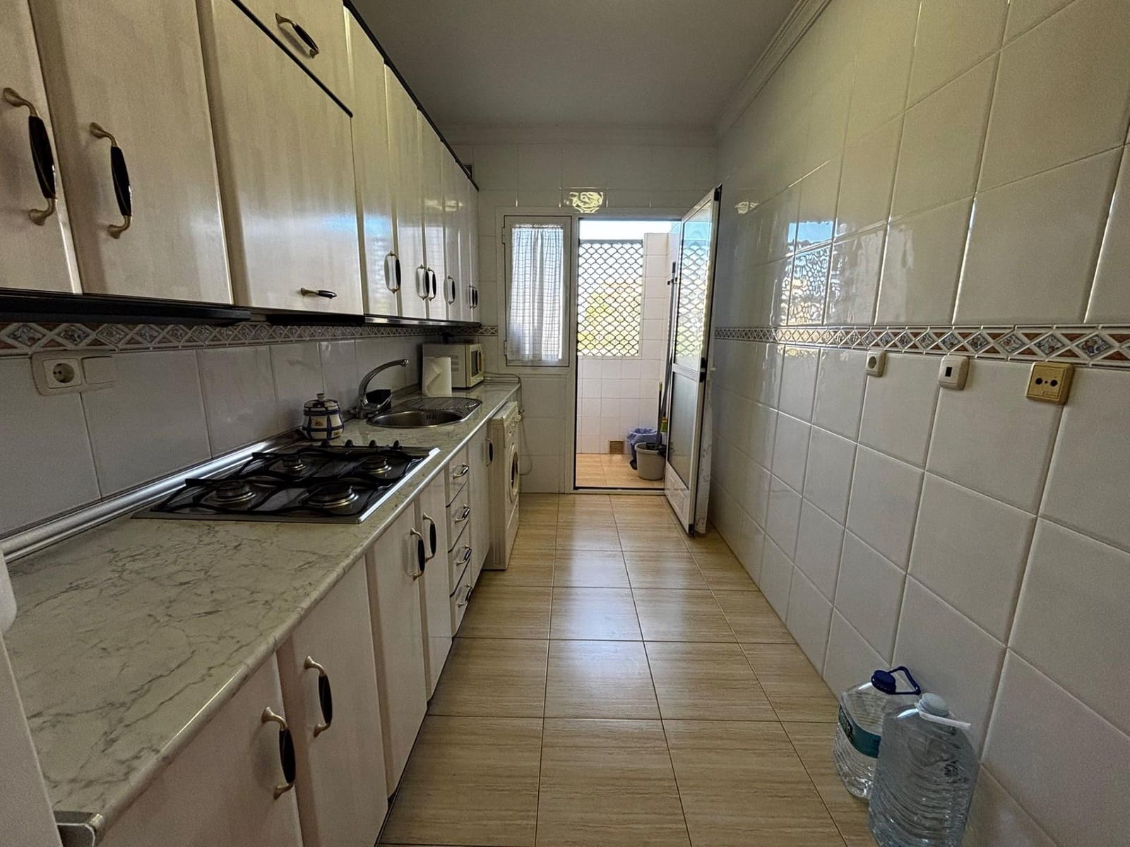 2 makuuhuone Asunto myytävänä paikassa Roquetas de Mar mukana uima-altaan - 169 000 € (Ref: 9458651)