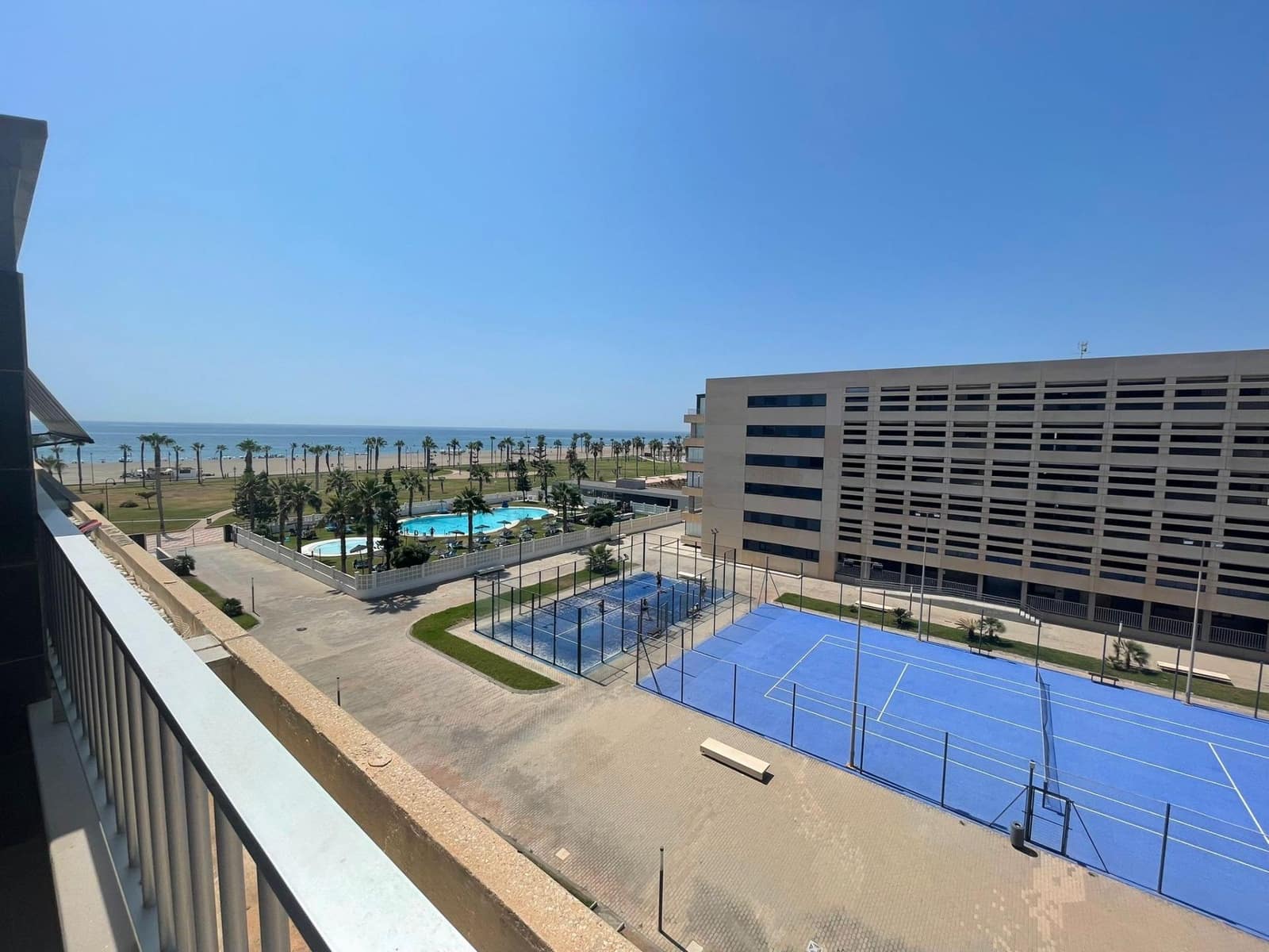 2 sypialnia Apartament na sprzedaż w Roquetas de Mar z basenem - 231 500 € (Ref: 9458652)