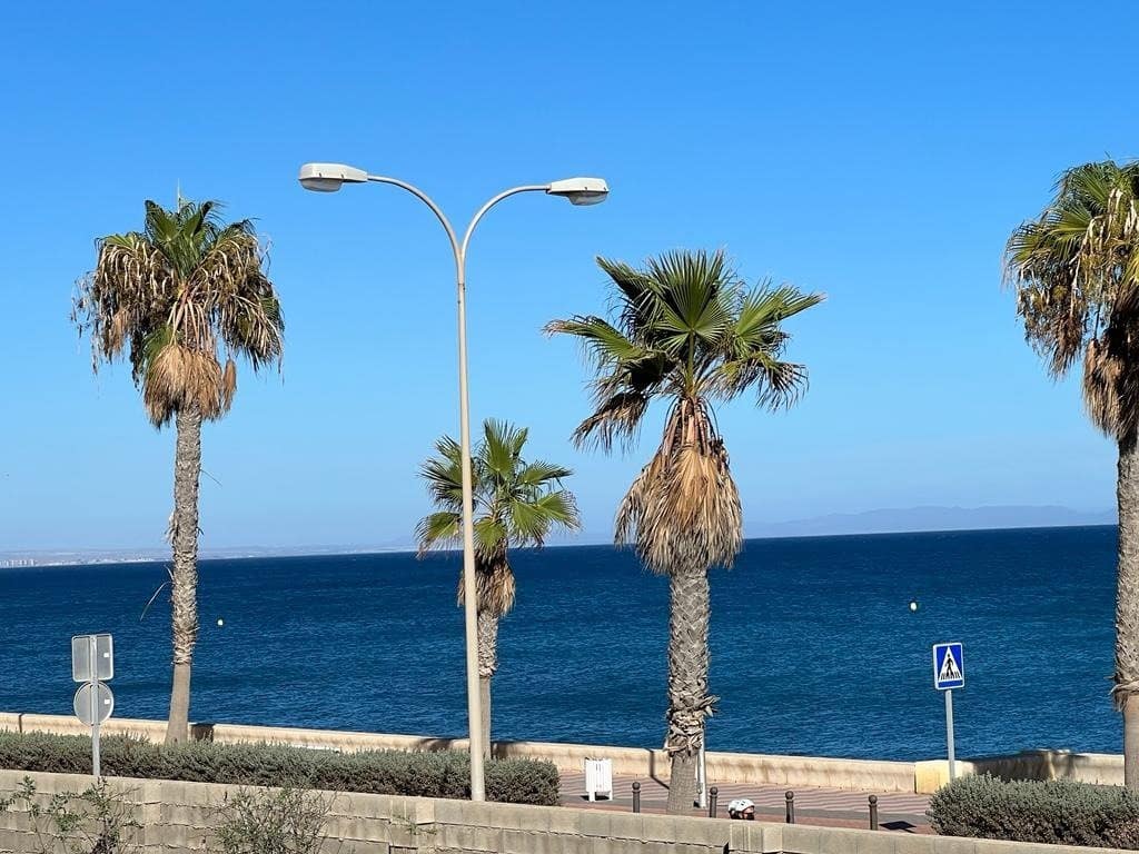 5 slaapkamer Huis te koop in Roquetas de Mar - € 265.000 (Ref: 9458655)