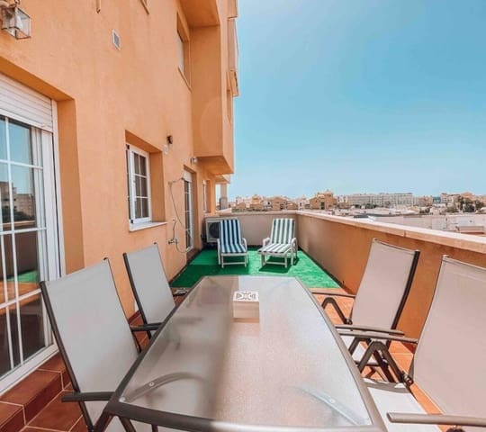 2 soverom Leilighet til salgs i Roquetas de Mar med svømmebasseng garasje - € 170 000 (Ref: 9458659)