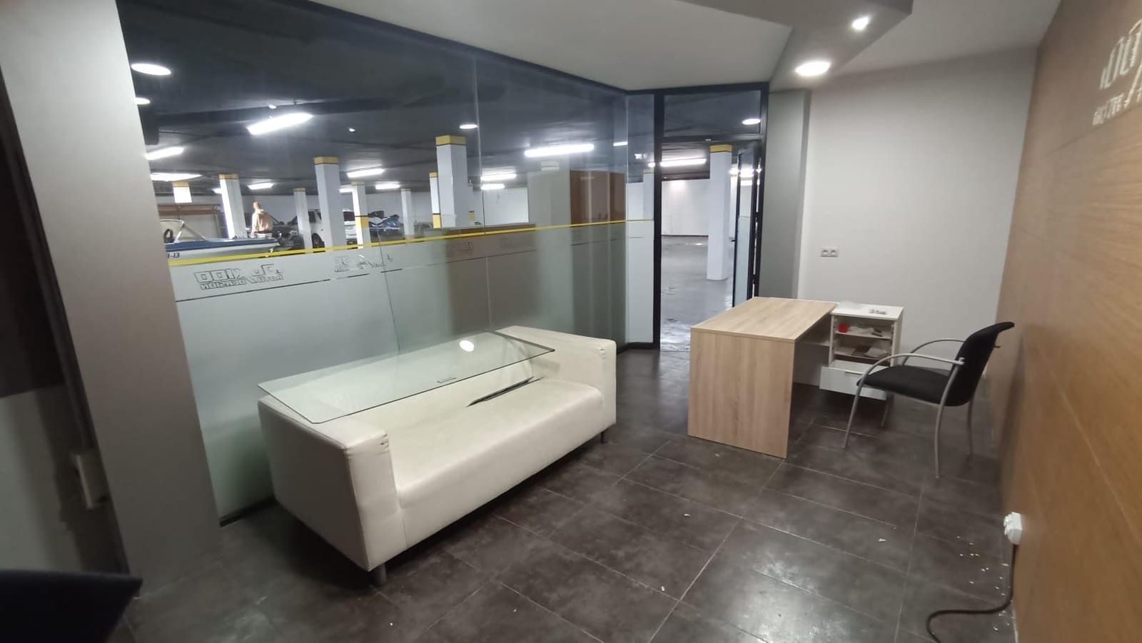 Local Comercial en Roquetas de Mar en venta con garaje - 250.000 € (Ref: 9458664)