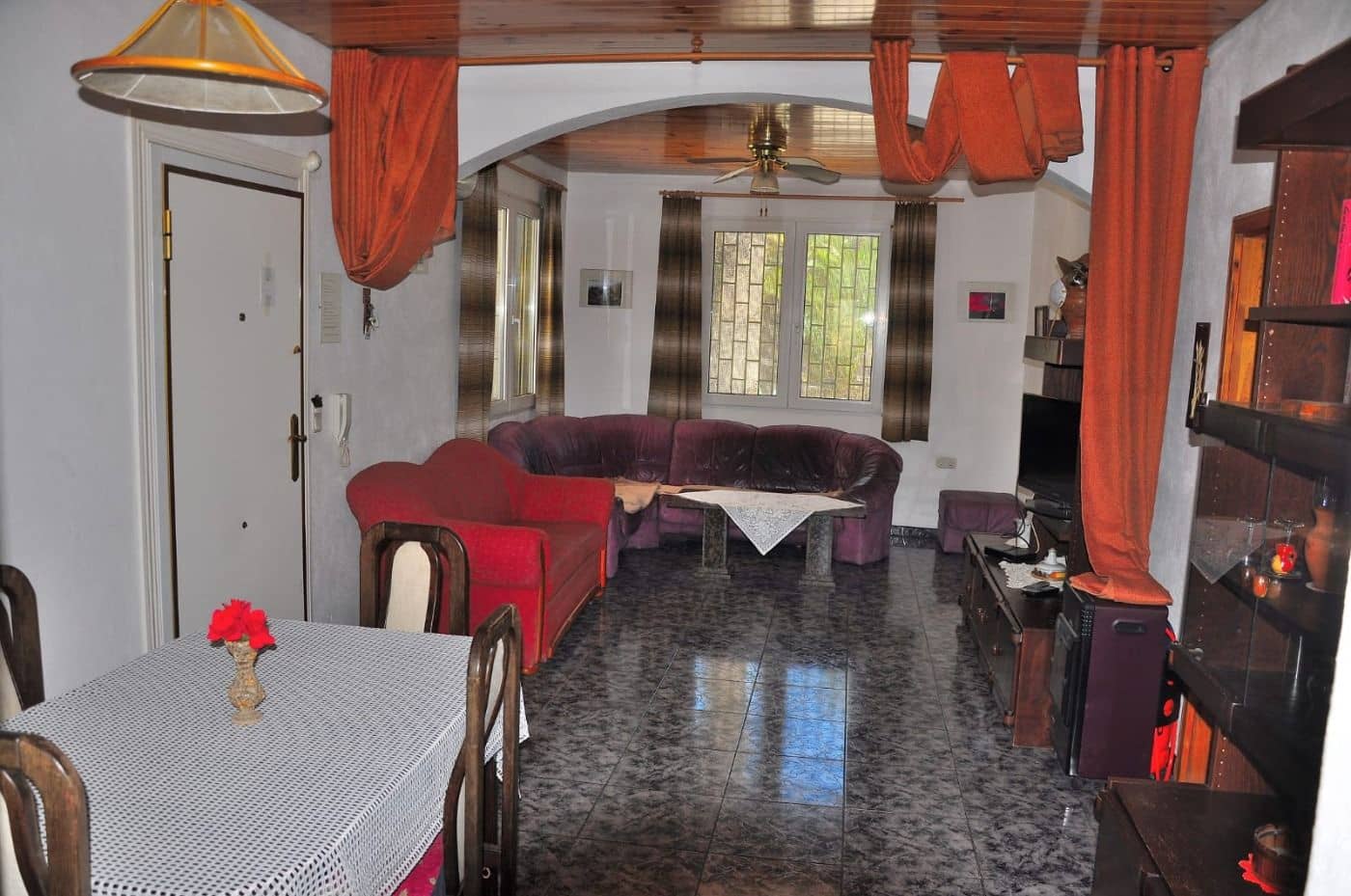 5 makuuhuone Huvila myytävänä paikassa El Parador de las Hortichuelas mukana 
autotalli - 650 000 € (Ref: 9458665)