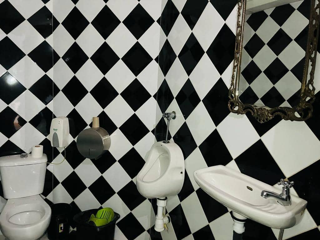 1 sovrum Kommersiell till salu i Aguadulce (Almeria) - 210 000 € (Ref: 9458666)