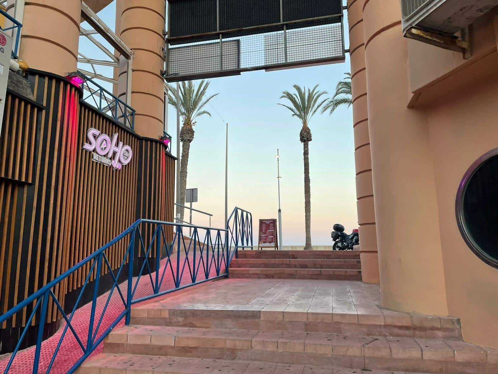 1 sovrum Kommersiell till salu i Aguadulce (Almeria) - 210 000 € (Ref: 9458666)