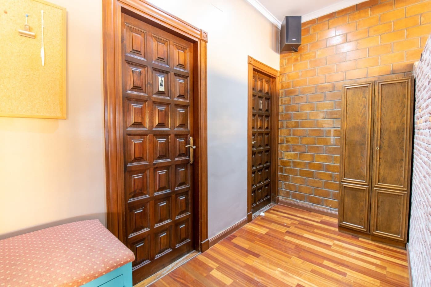 Commercial for sale in Roquetas de Mar - € 122,000 (Ref: 9458667)