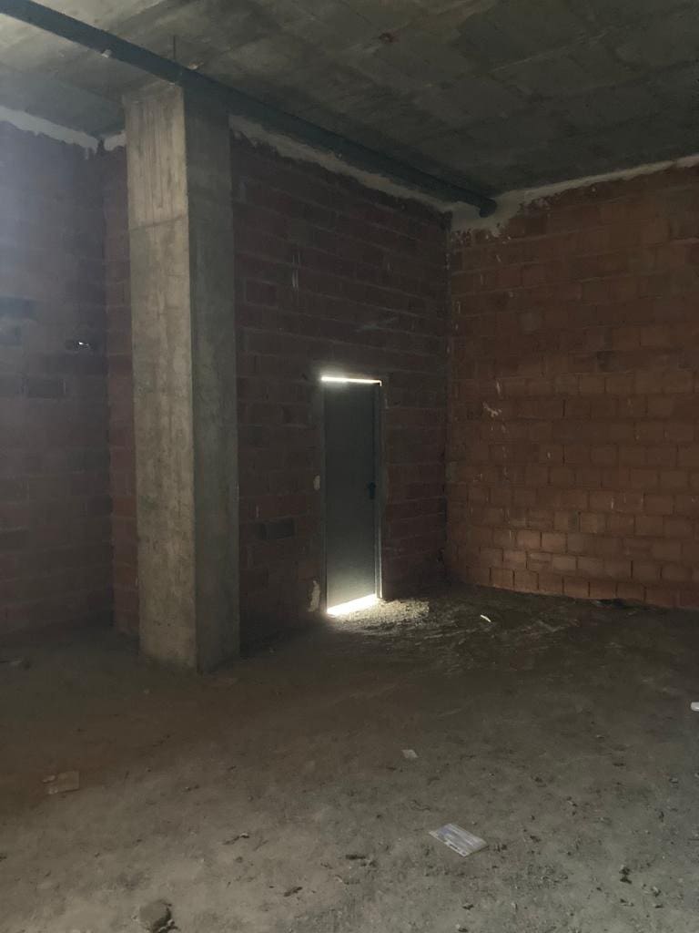 Commercial for rent in Roquetas de Mar - € 500 (Ref: 9458670)