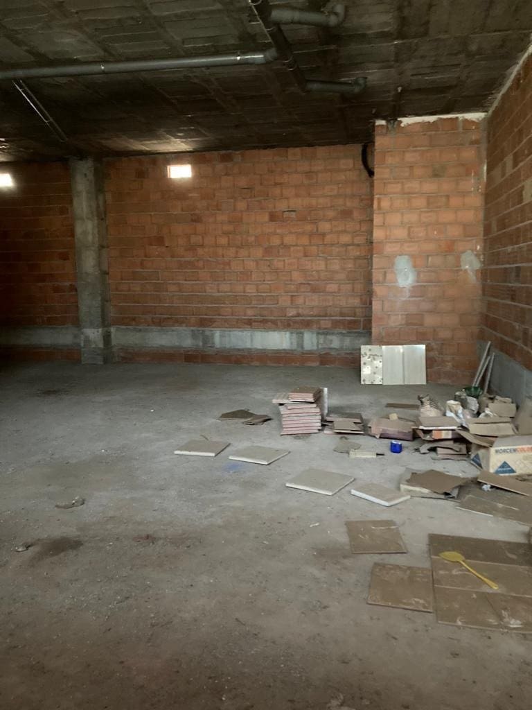 Commercial for rent in Roquetas de Mar - € 500 (Ref: 9458670)