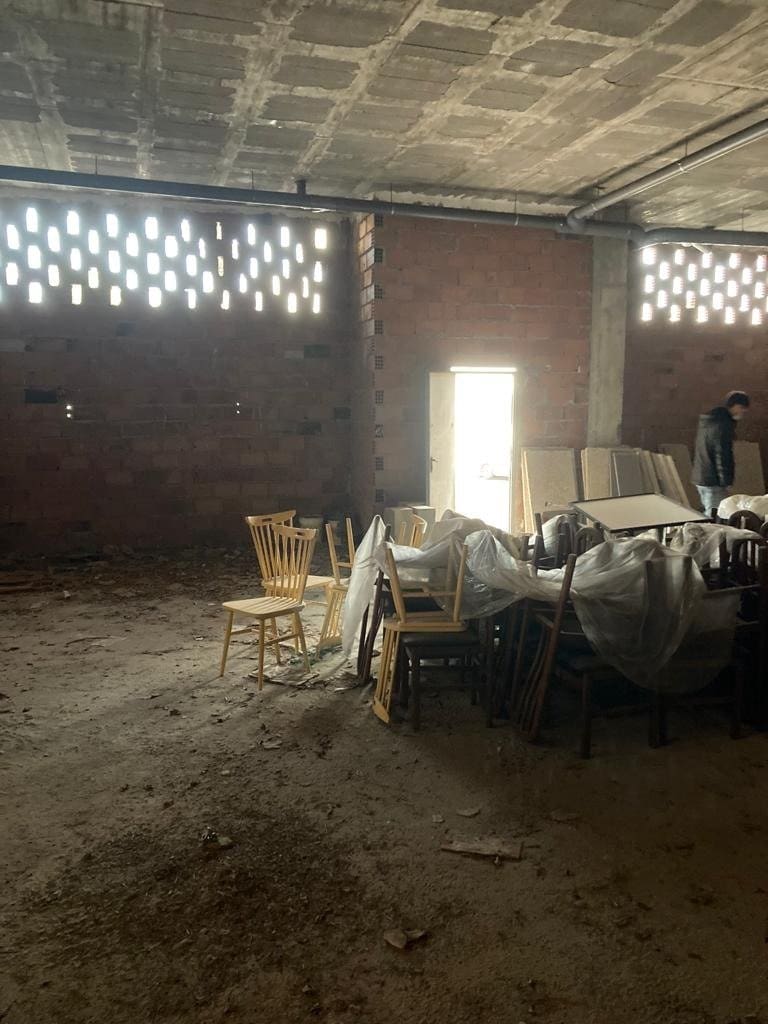 Commercial for rent in Roquetas de Mar - € 500 (Ref: 9458670)