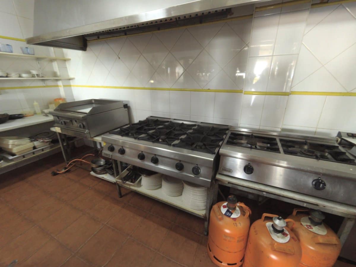 Comercial para venda em Roquetas de Mar - 298 000 € (Ref: 9458671)