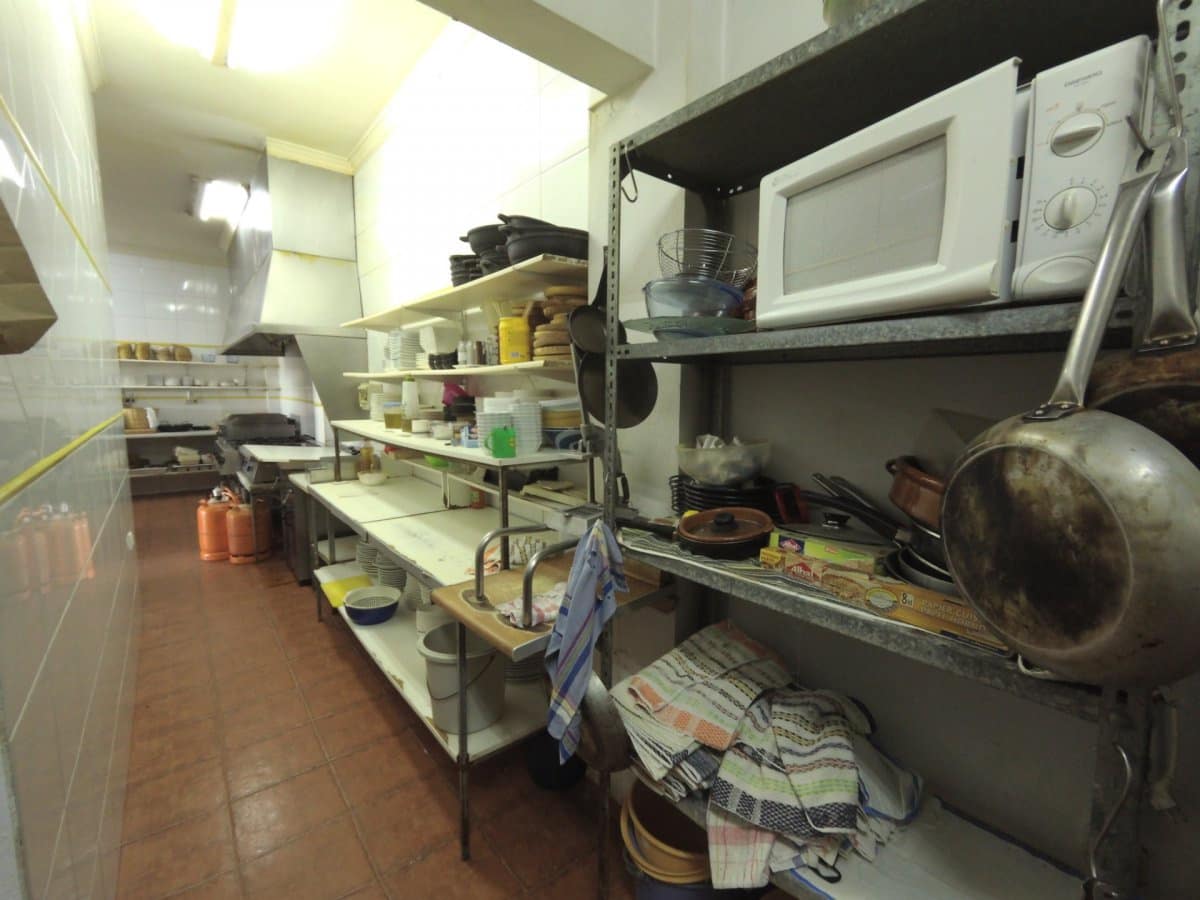 Comercial para venda em Roquetas de Mar - 298 000 € (Ref: 9458671)