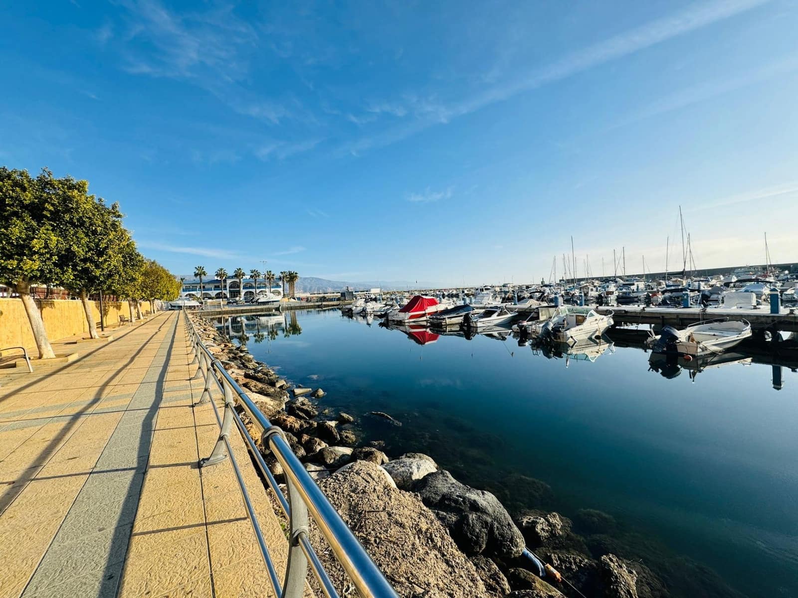 Piso de 2 habitaciones en Roquetas de Mar en venta - 167.000 € (Ref: 9465854)