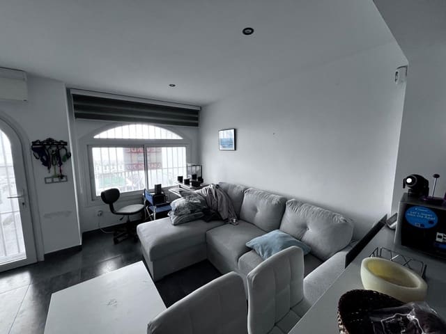 2 soveværelse Bungalow til salg i Roquetas de Mar - € 315.000 (Ref: 9473053)