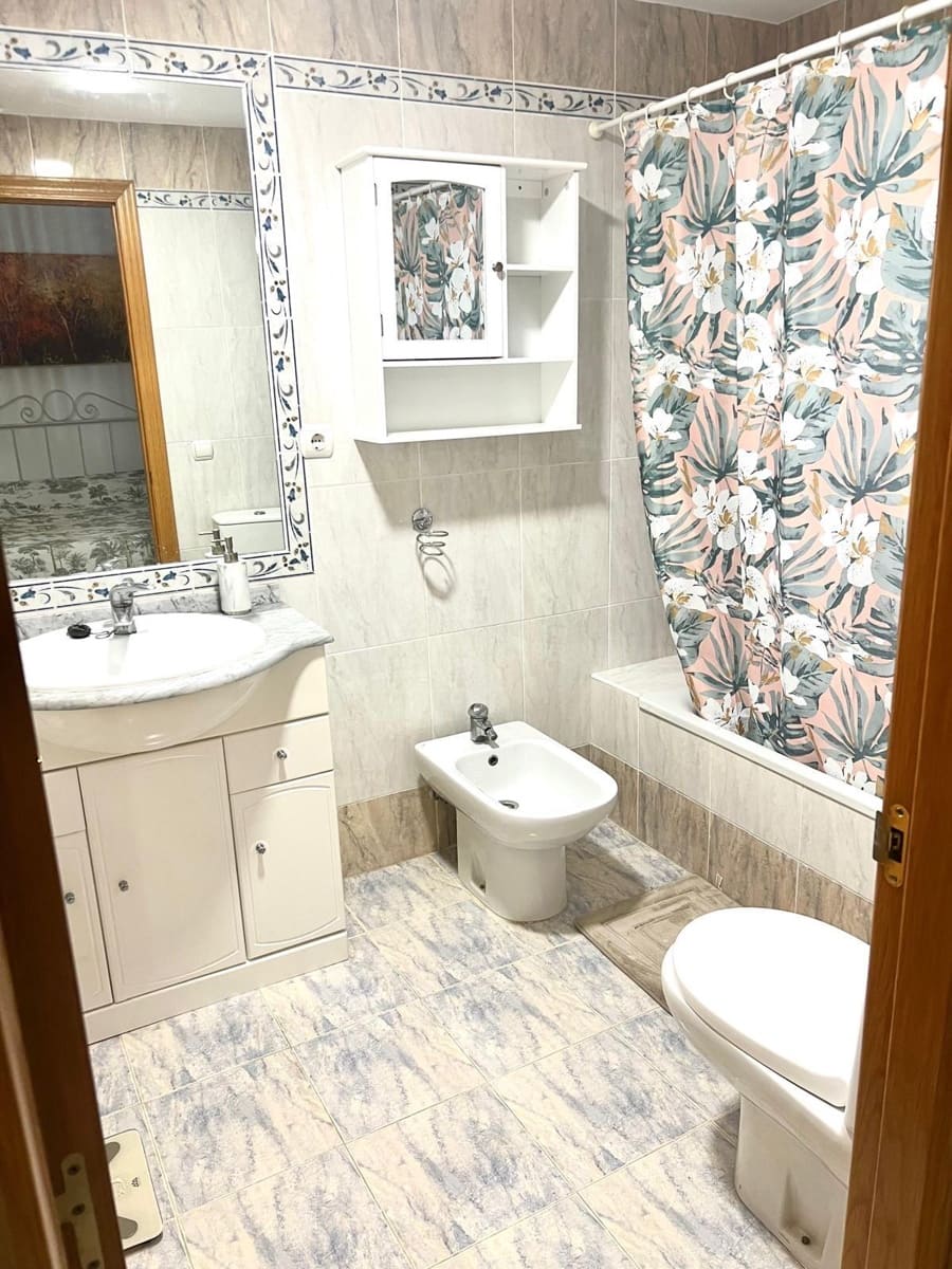 2 soveværelse Lejlighed til salg i Roquetas de Mar med swimmingpool garage - € 189.000 (Ref: 9473054)