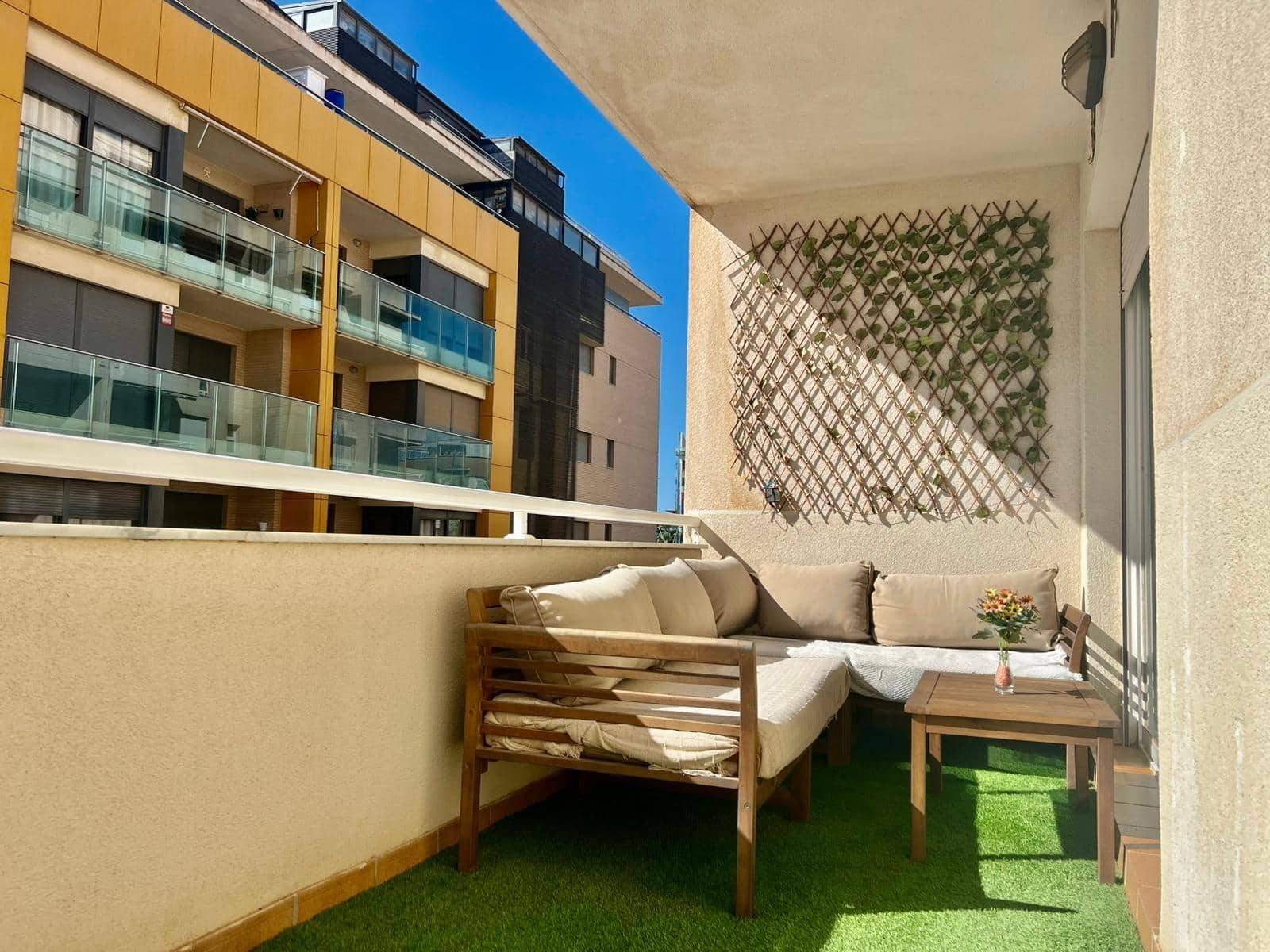 2 soveværelse Lejlighed til salg i Roquetas de Mar med swimmingpool garage - € 189.000 (Ref: 9473054)