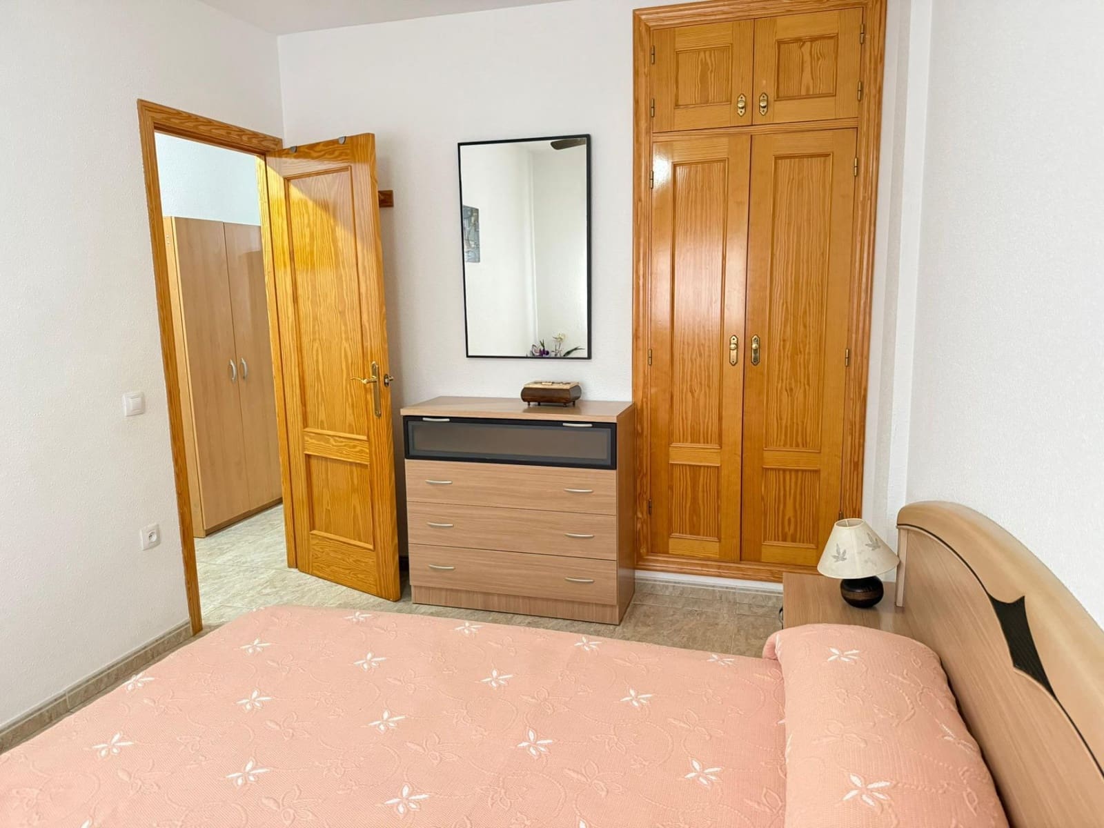 1 soverom Leilighet til salgs i Roquetas de Mar med garasje - € 115 000 (Ref: 9473055)