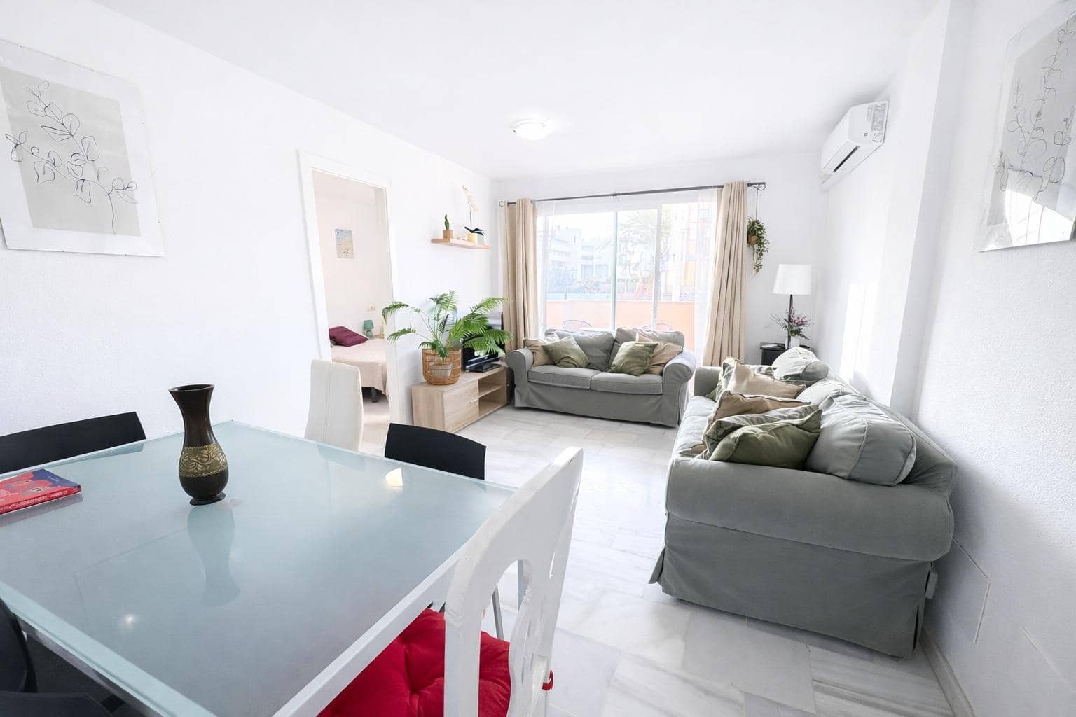 3 bedroom Apartment for sale in Roquetas de Mar with garage - € 188,800 (Ref: 9473056)