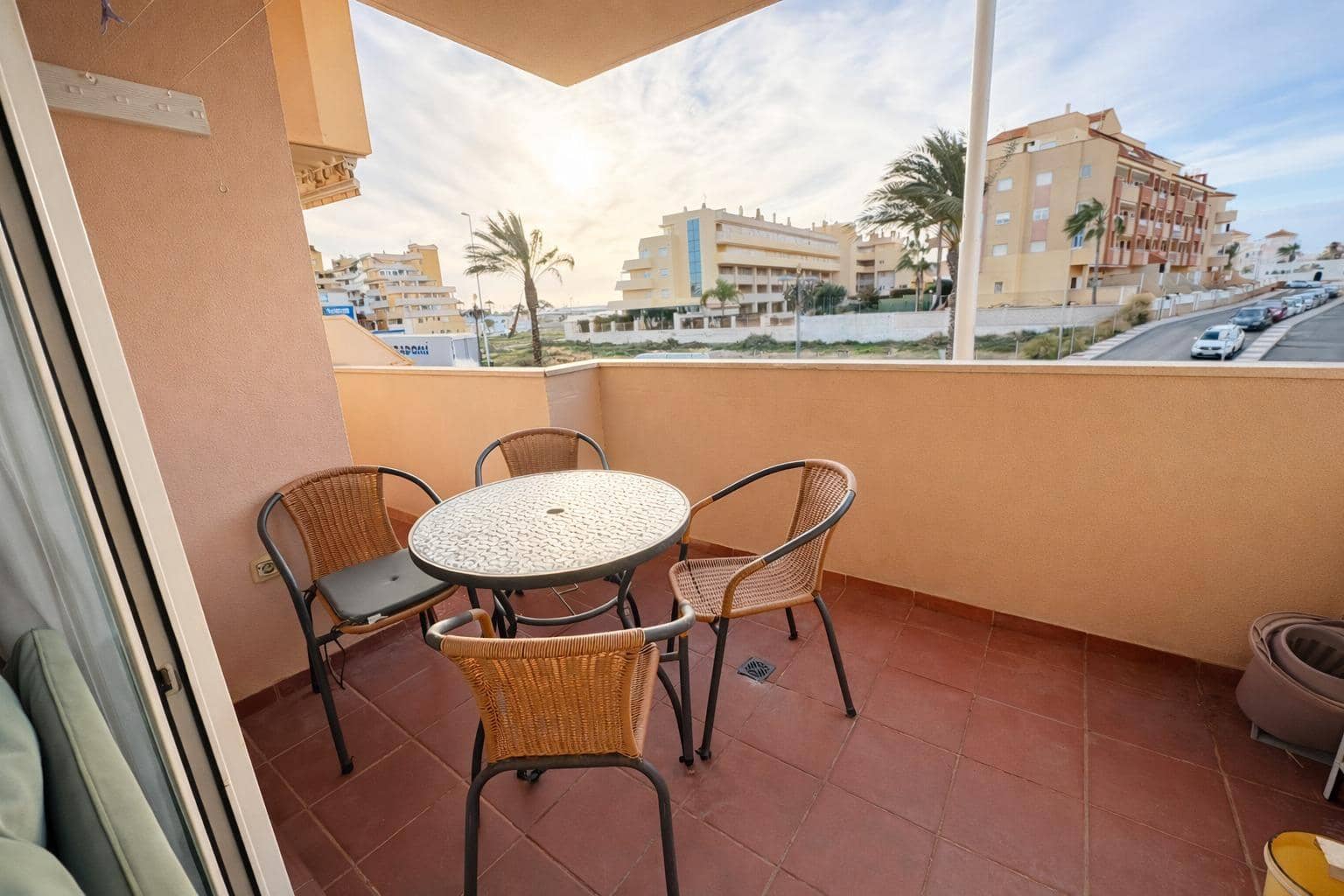 3 bedroom Apartment for sale in Roquetas de Mar with garage - € 188,800 (Ref: 9473056)