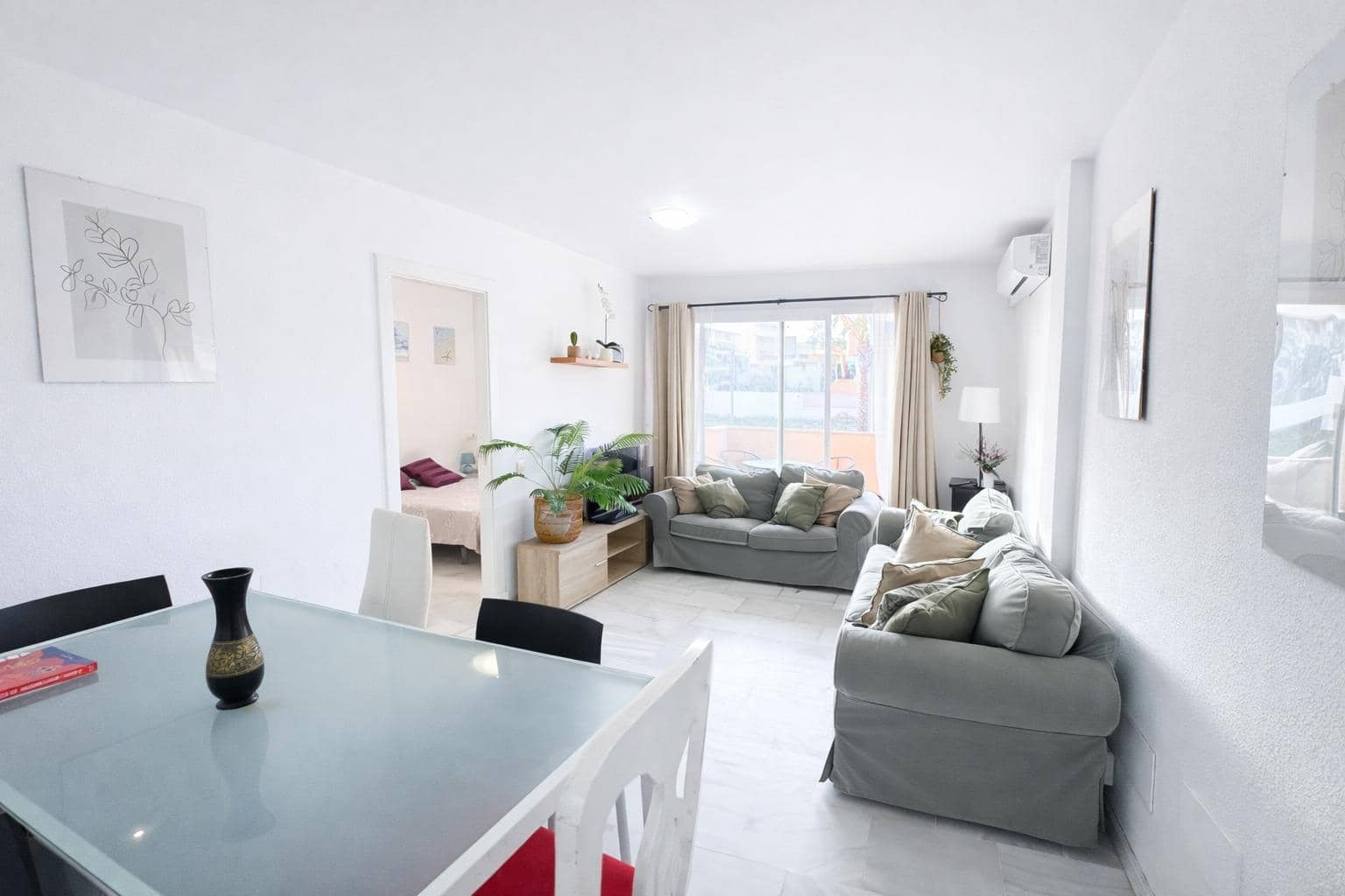 3 bedroom Apartment for sale in Roquetas de Mar with garage - € 188,800 (Ref: 9473056)