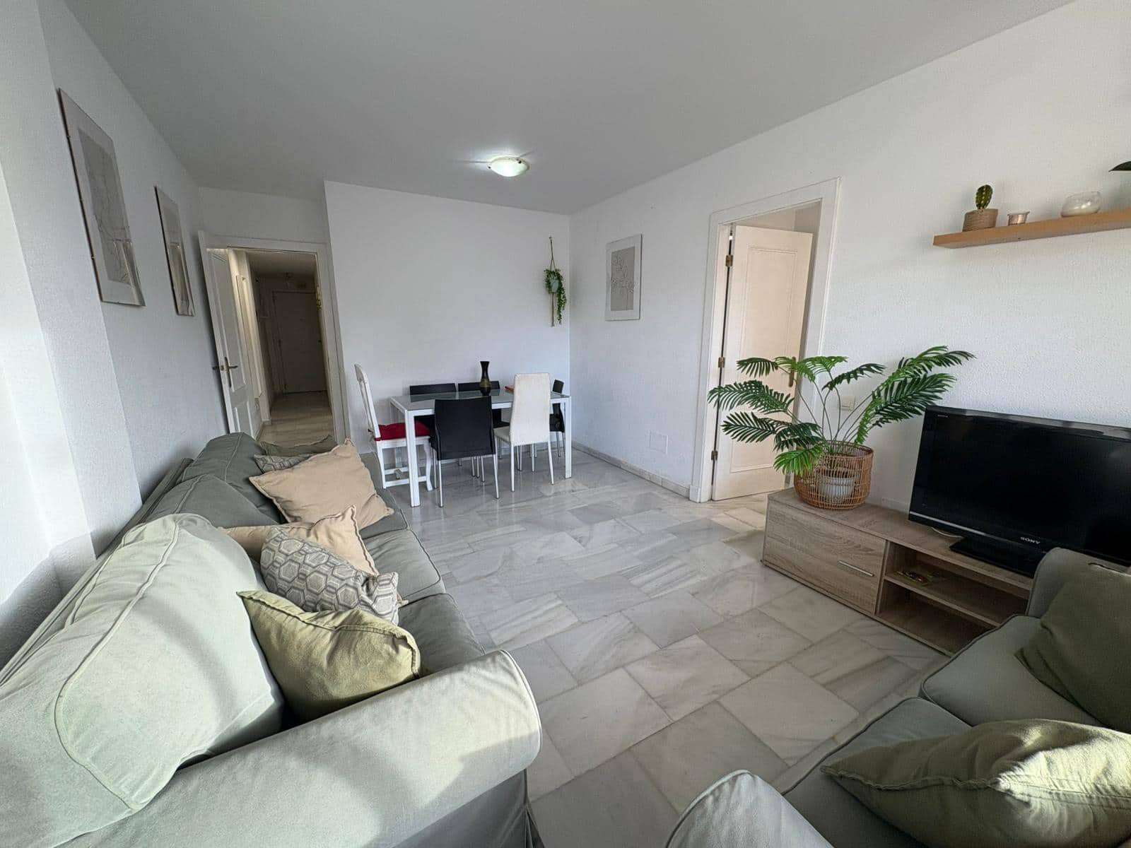 3 bedroom Apartment for sale in Roquetas de Mar with garage - € 188,800 (Ref: 9473056)