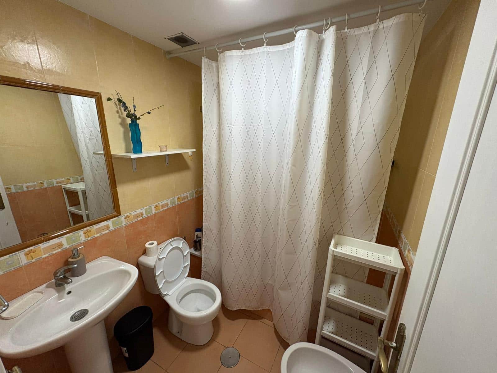 3 bedroom Apartment for sale in Roquetas de Mar with garage - € 188,800 (Ref: 9473056)