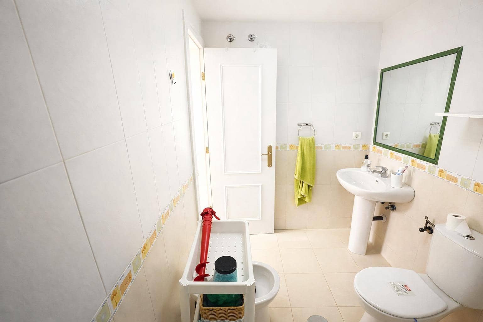 3 bedroom Apartment for sale in Roquetas de Mar with garage - € 188,800 (Ref: 9473056)