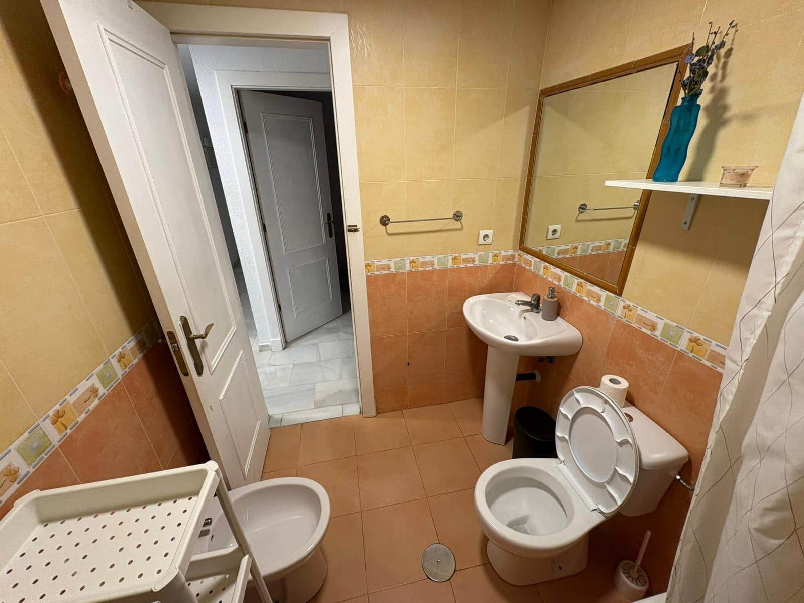 3 bedroom Apartment for sale in Roquetas de Mar with garage - € 188,800 (Ref: 9473056)