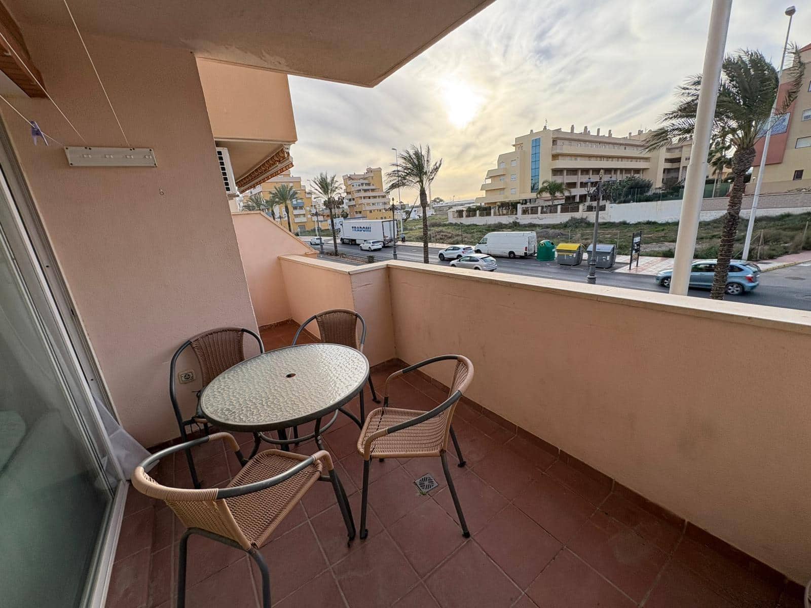 3 bedroom Apartment for sale in Roquetas de Mar with garage - € 188,800 (Ref: 9473056)