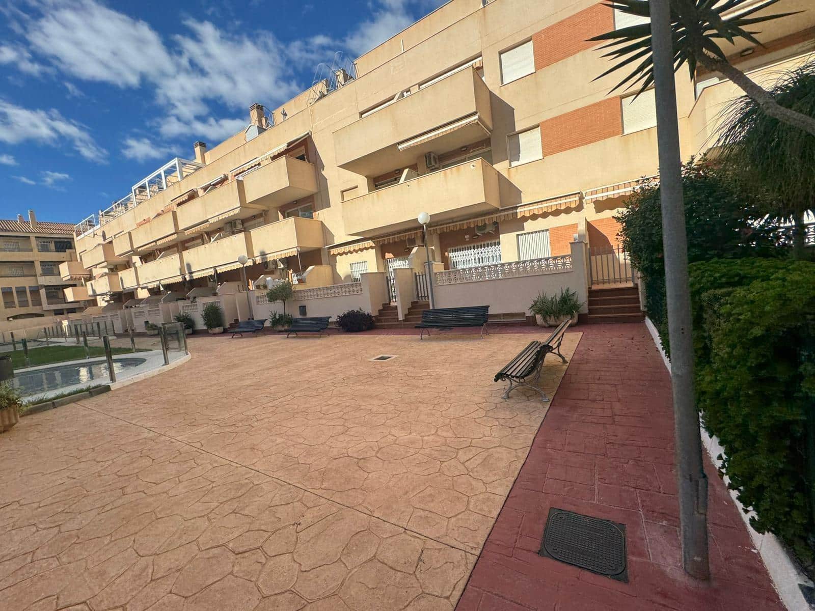 3 bedroom Apartment for sale in Roquetas de Mar with garage - € 188,800 (Ref: 9473056)