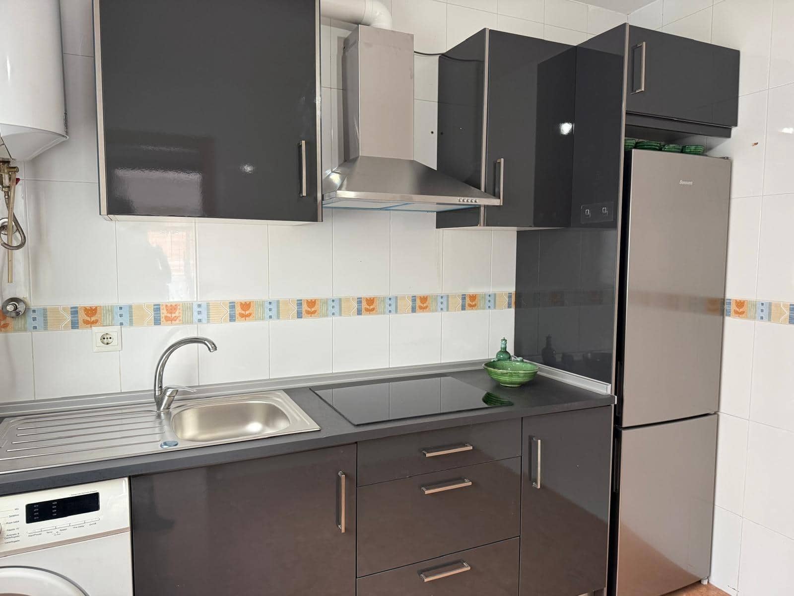 2 bedroom Flat for sale in Roquetas de Mar - € 145,000 (Ref: 9473057)