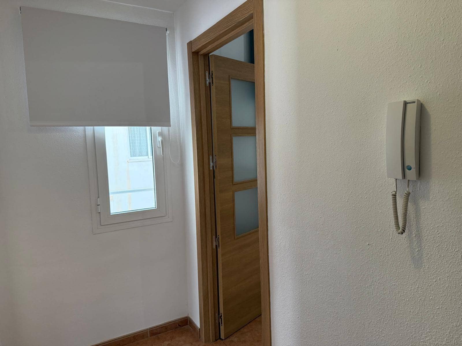 2 bedroom Flat for sale in Roquetas de Mar - € 145,000 (Ref: 9473057)