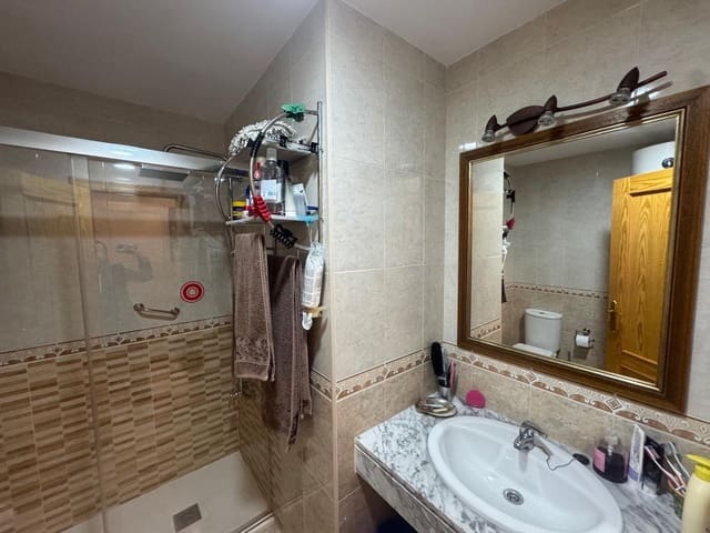 1 soverom Leilighet til salgs i Roquetas de Mar med svømmebasseng garasje - € 127 500 (Ref: 9473058)