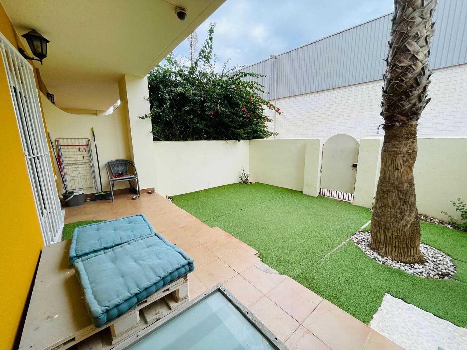 2 soverom Leilighet til salgs i Roquetas de Mar med garasje - € 159 900 (Ref: 9473059)