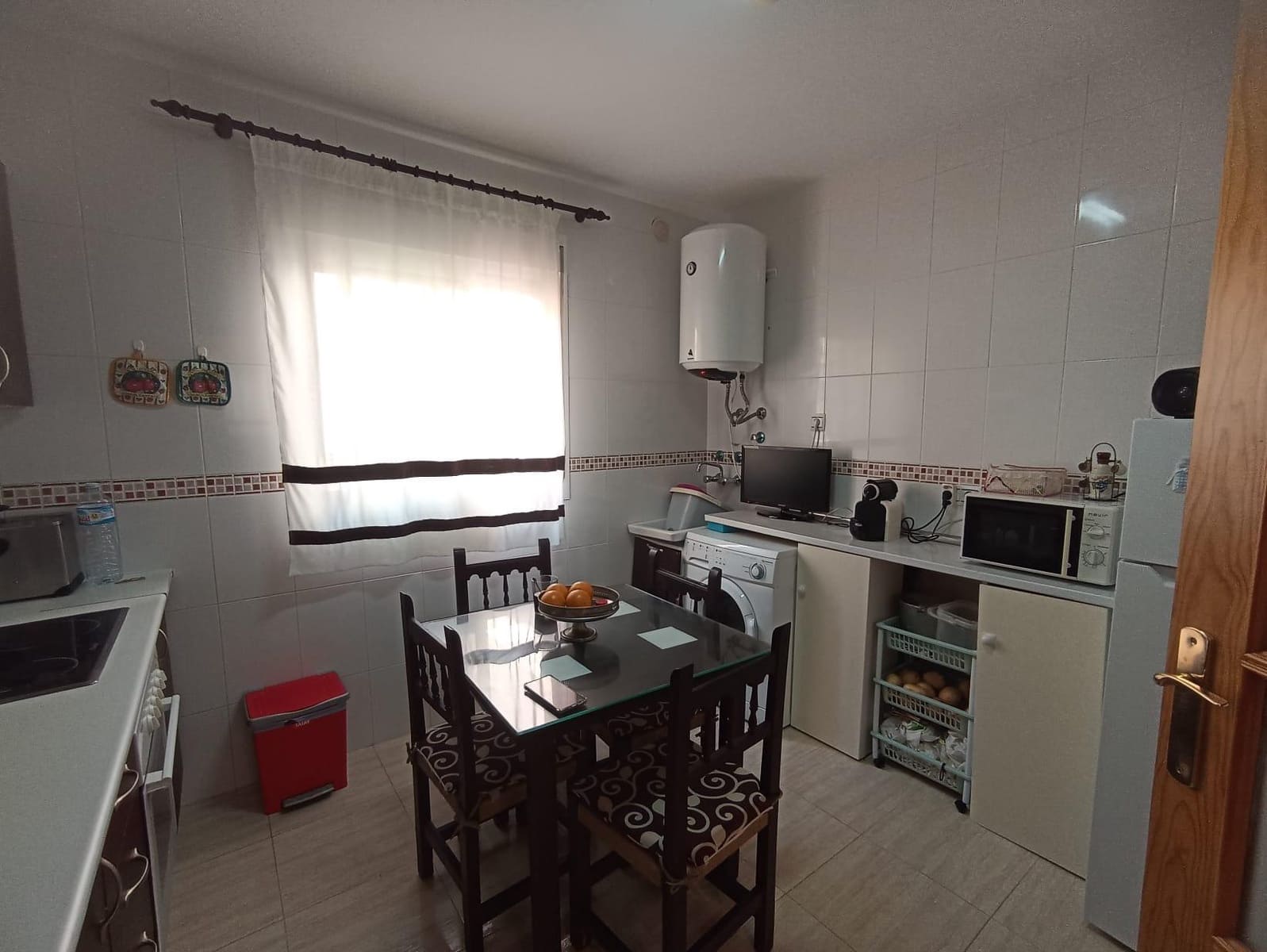 2 bedroom Flat for sale in Roquetas de Mar with garage - € 98,500 (Ref: 9491524)