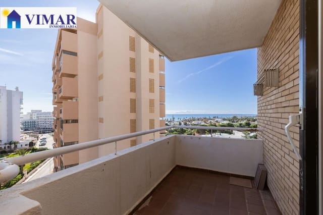 2 makuuhuone Asunto myytävänä paikassa Roquetas de Mar mukana uima-altaan - 156 000 € (Ref: 9491525)