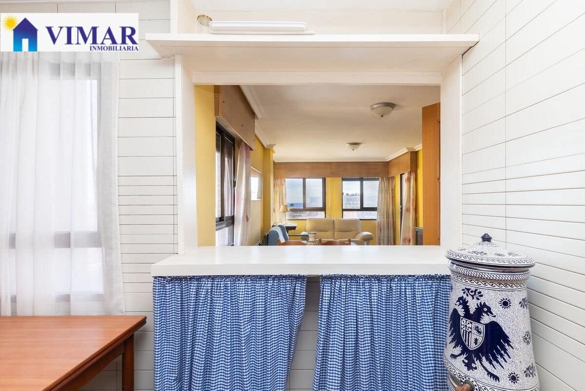 2 makuuhuone Asunto myytävänä paikassa Roquetas de Mar mukana uima-altaan - 156 000 € (Ref: 9491525)