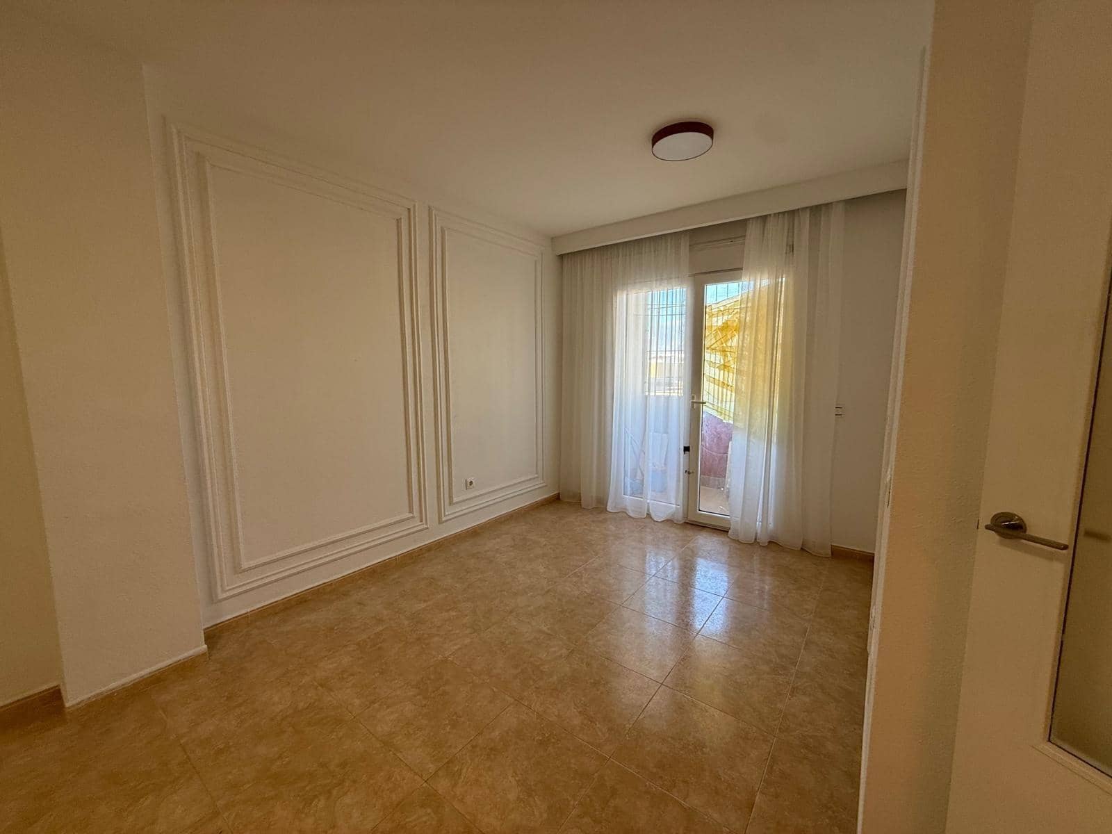 2 bedroom Flat for sale in Roquetas de Mar - € 121,000 (Ref: 9499028)