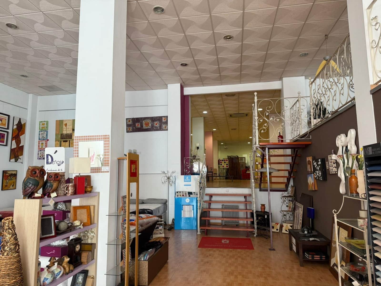 Commercieel te koop in El Parador de las Hortichuelas - € 600.000 (Ref: 9530805)