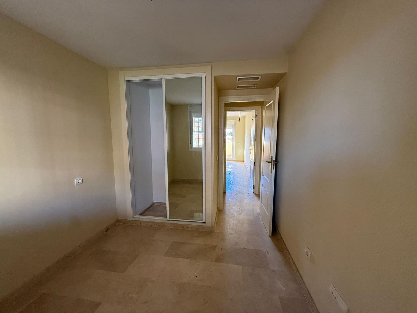 2 sypialnia Mieszkanie na sprzedaż w Roquetas de Mar z basenem garażem - 159 000 € (Ref: 9576717)