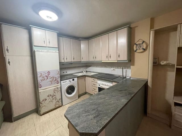 1 slaapkamer Strandappartement te koop in Roquetas de Mar met garage - € 76.500 (Ref: 9586643)