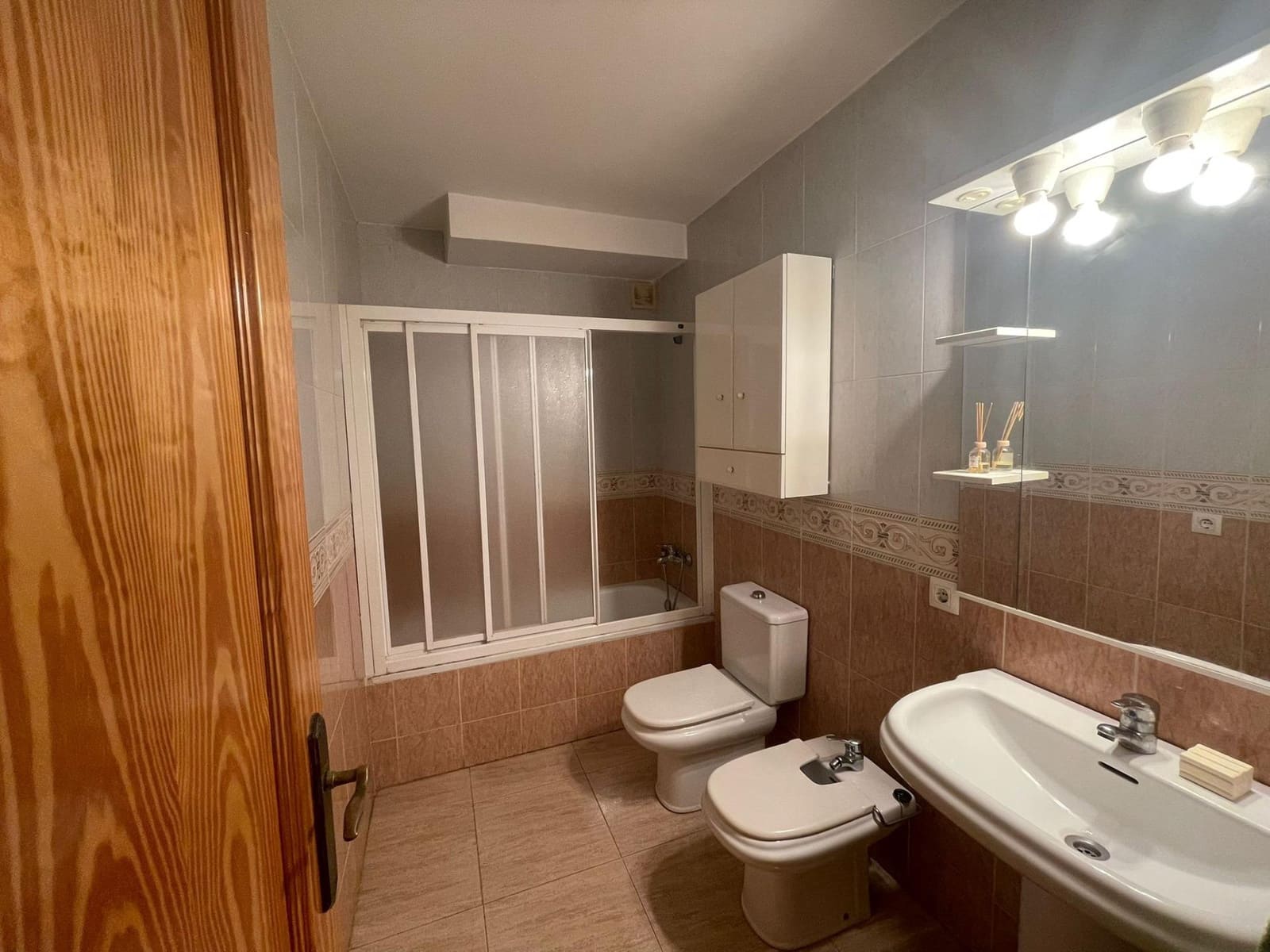 1 bedroom Beach Apartment for sale in Roquetas de Mar with garage - € 76,500 (Ref: 9586643)